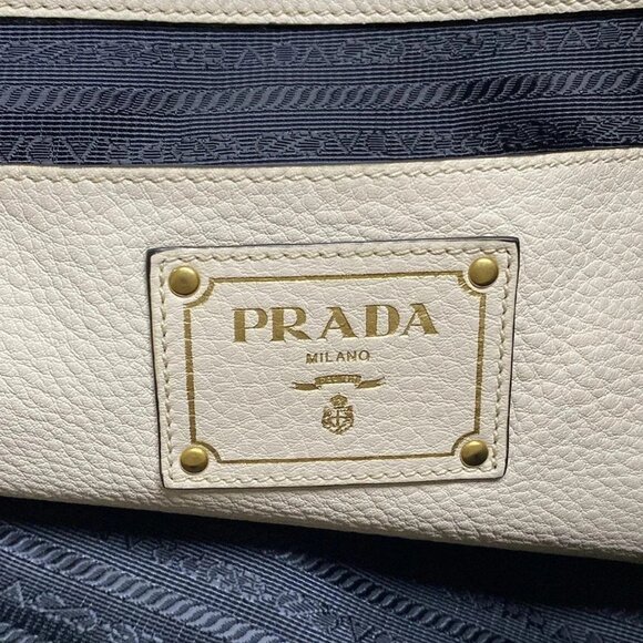 Auth PRADA - Cream Leather Tote Bag - Picture 6 of 16